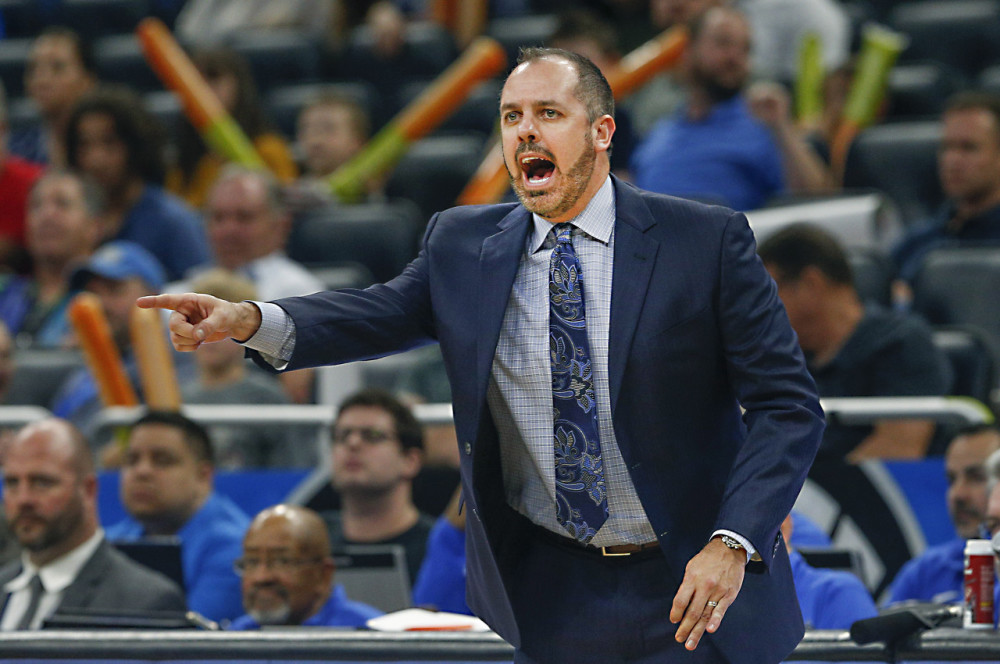 AYX官方平台关于Doinb在阿森纳比赛中高光表现，出色防守引发热议！的信息