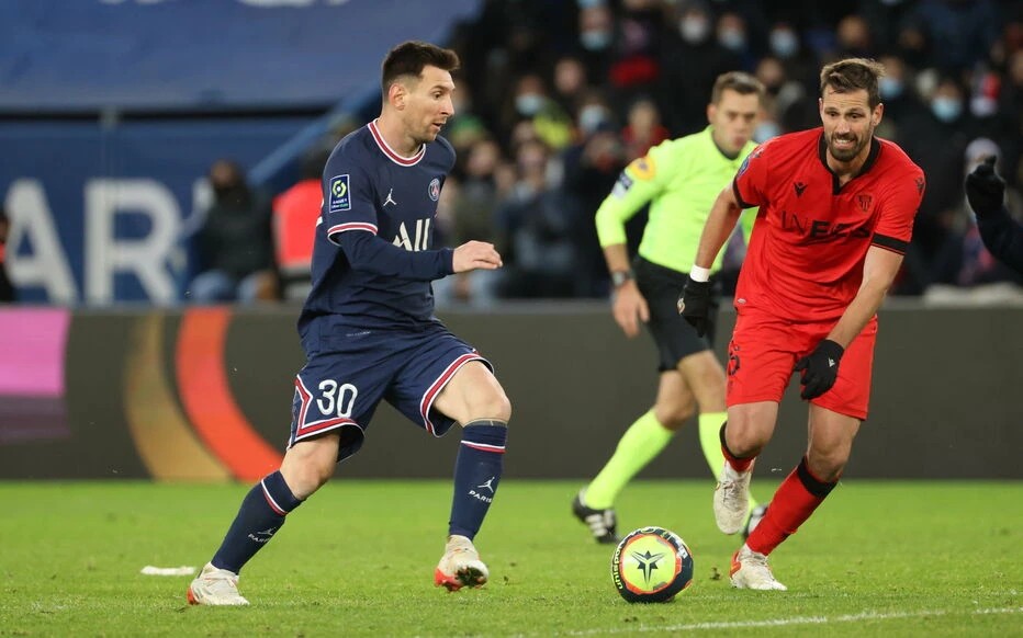 爱游戏体育官方网站转折点！北京首钢完成体检；法国杯清晨攻防权衡；质疑声仍在；赛程密集仍需轮换的简单介绍